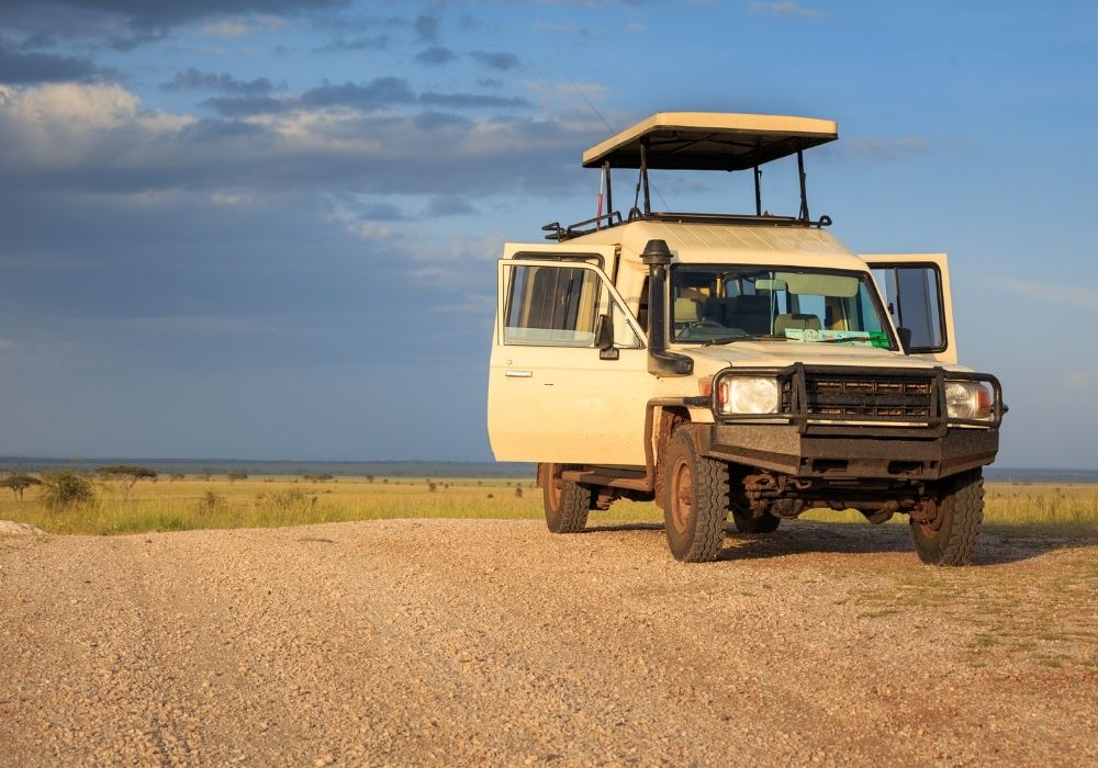 4x4 safari vehicle used for student logistics and supervision.